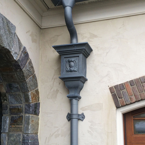 Zinc Custom Leader Head with Ornament